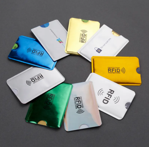 RFID技術(shù)的應(yīng)用范圍非常廣泛，如電子停車(chē)收費(fèi)管理等